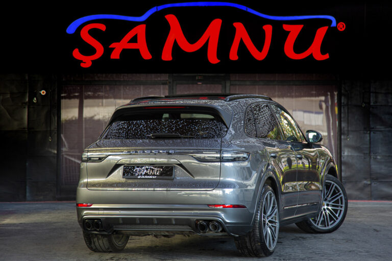 2020 Porsche Cayenne e-Hybrid -4