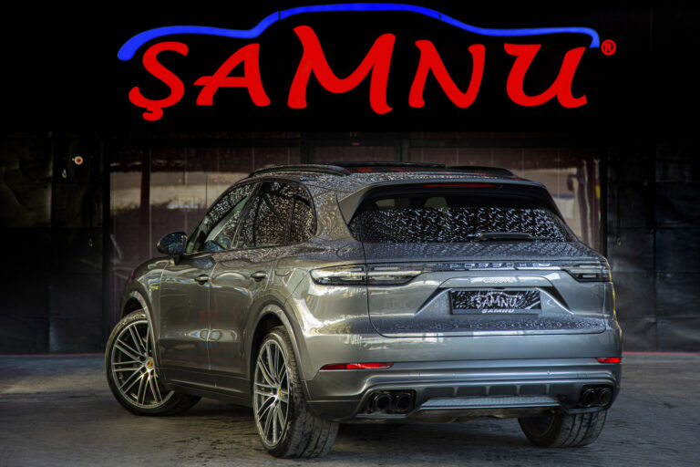 2020 Porsche Cayenne e-Hybrid -6