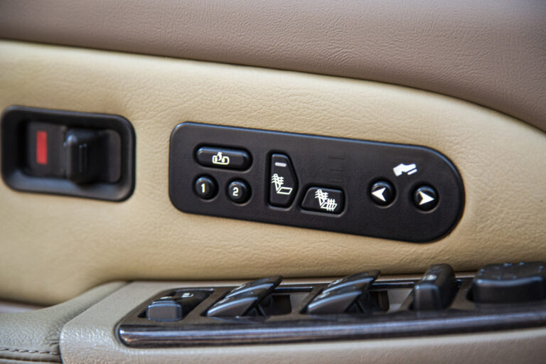 2003 GMC Yukon Denali 6.0 Vortec V8 -22