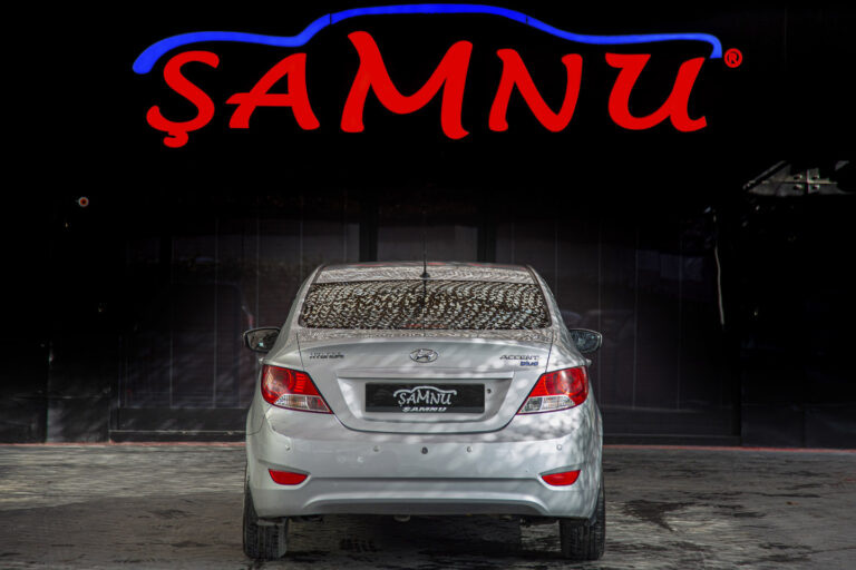 2011 Hyundai Accent Blue 1.6CRDi Mode -5