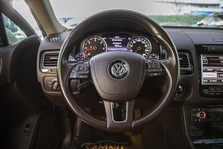 2011 Volkswagen Touareg 3.0TDI -17