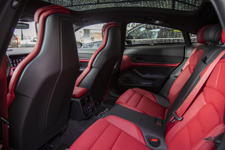 2023 Porsche Taycan 4S -10