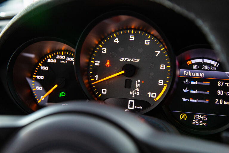 2023 Porsche 718 GT4 RS Weissach -15