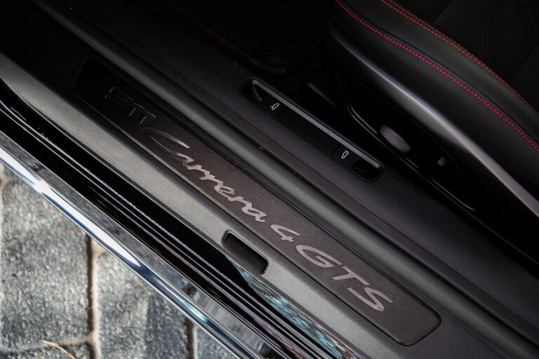 2023 Porsche 911 Carrera 4 GTS -12