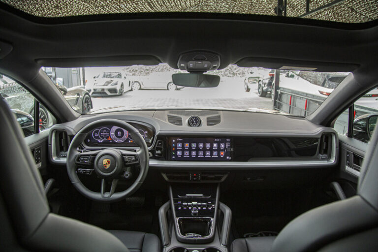 2023 Porsche Cayenne Coupe -10