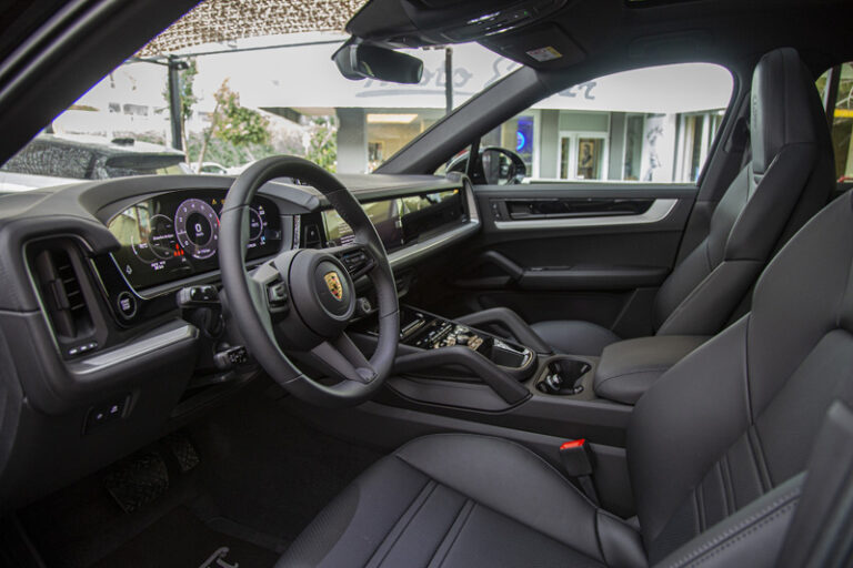 2023 Porsche Cayenne Coupe -9
