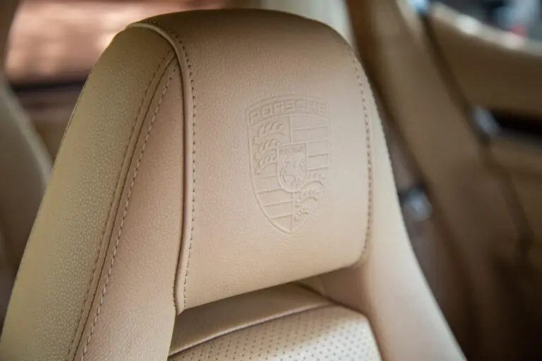 2011 Porsche Panamera 4S -17