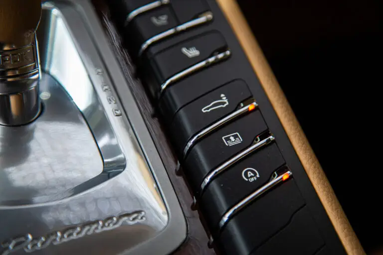 2011 Porsche Panamera 4S -21