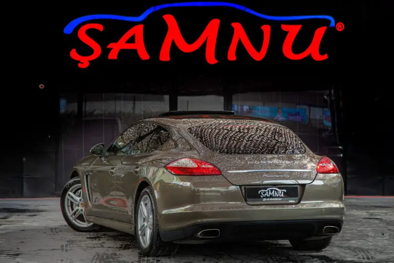 2011 Porsche Panamera 4S -6