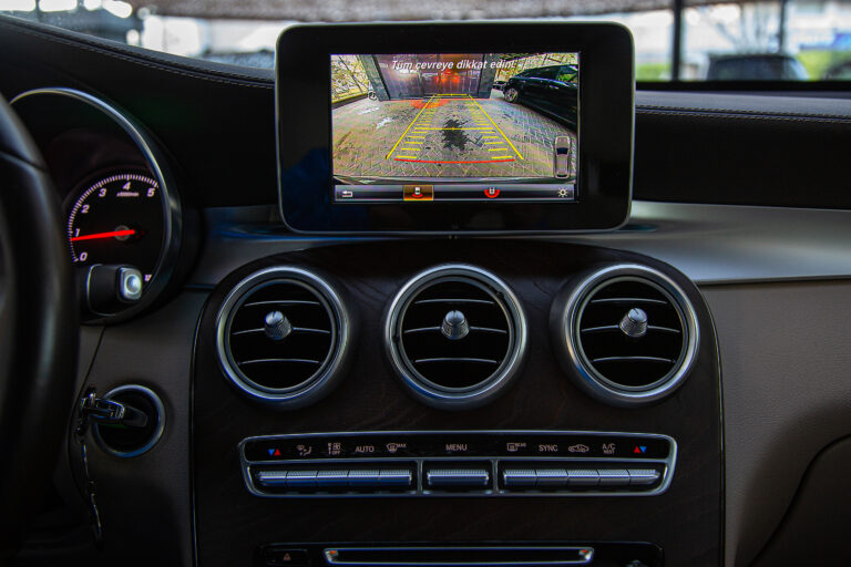 2017 Mercedes-Benz GLC250 4Matic Exclusive -22