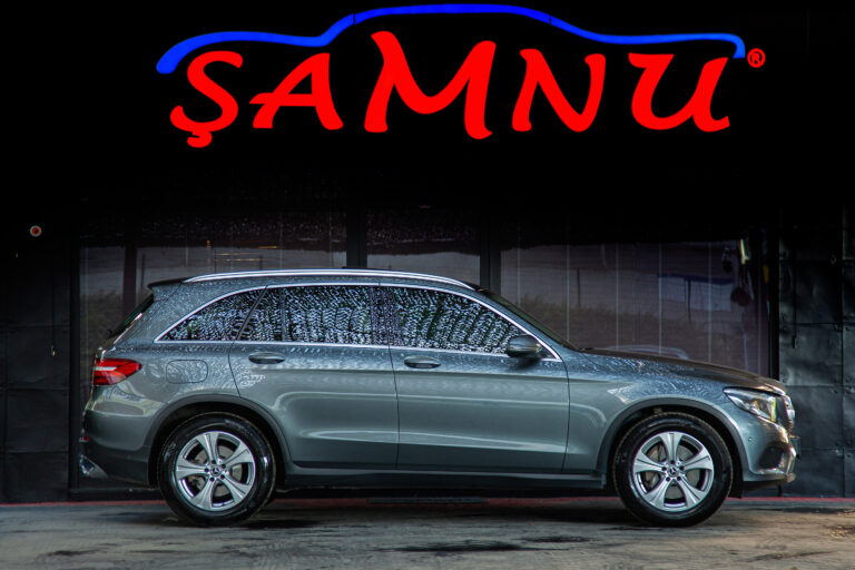 2017 Mercedes-Benz GLC250 4Matic Exclusive -3