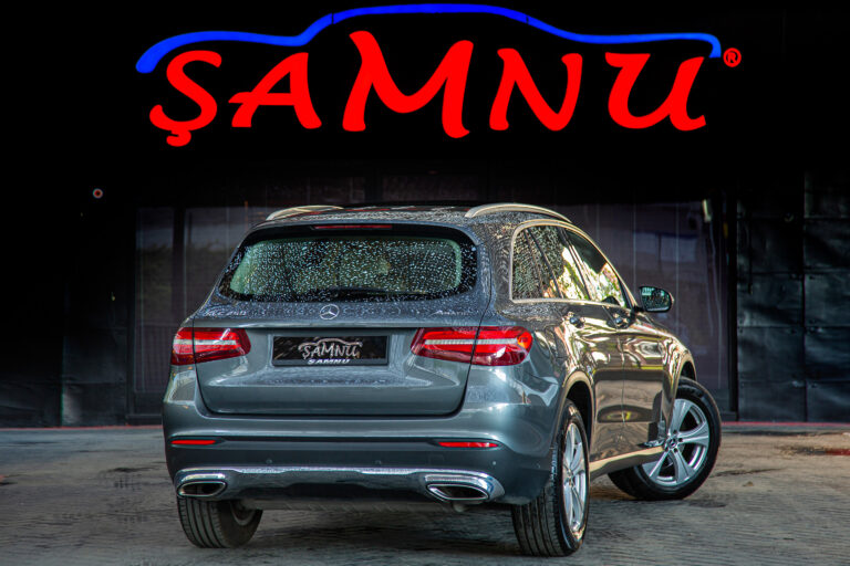 2017 Mercedes-Benz GLC250 4Matic Exclusive -4