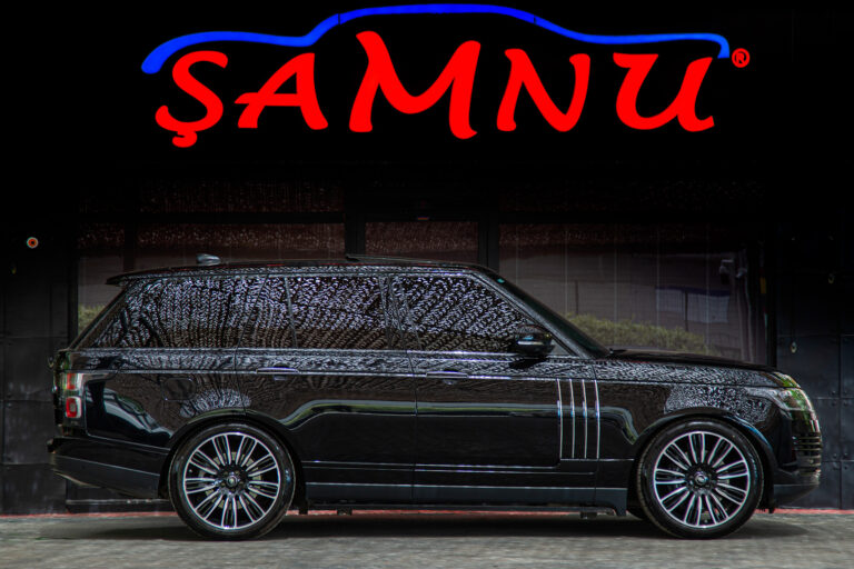 2019 Land Rover Range Rover P400e Vogue -3