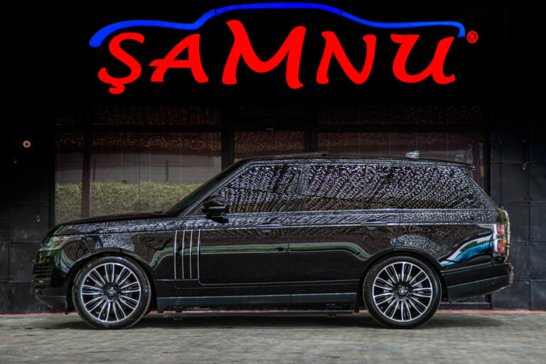 2019 Land Rover Range Rover P400e Vogue -7