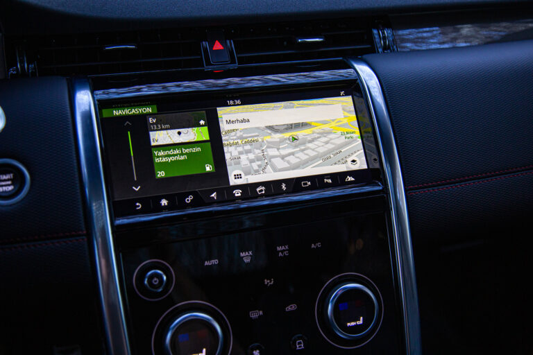 2020 Land Rover Discovery Sport R-Dynamic S -19