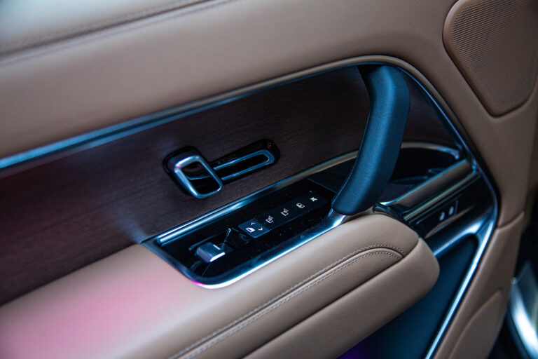 2022 Range Rover Vogue P400 -11