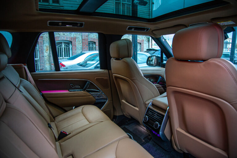 2022 Range Rover Vogue P400 -13