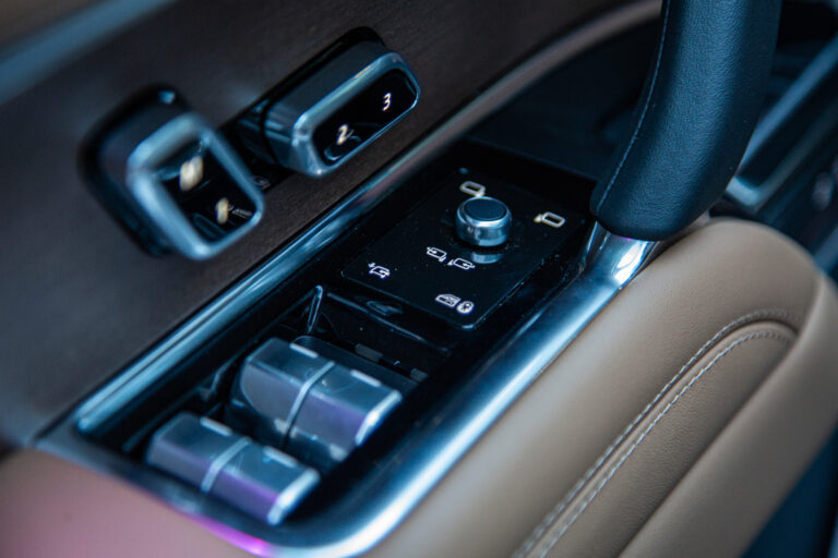 2022 Range Rover Vogue P400 -21