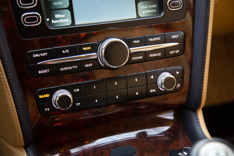 2008 Bentley Continental Flying Spur -23