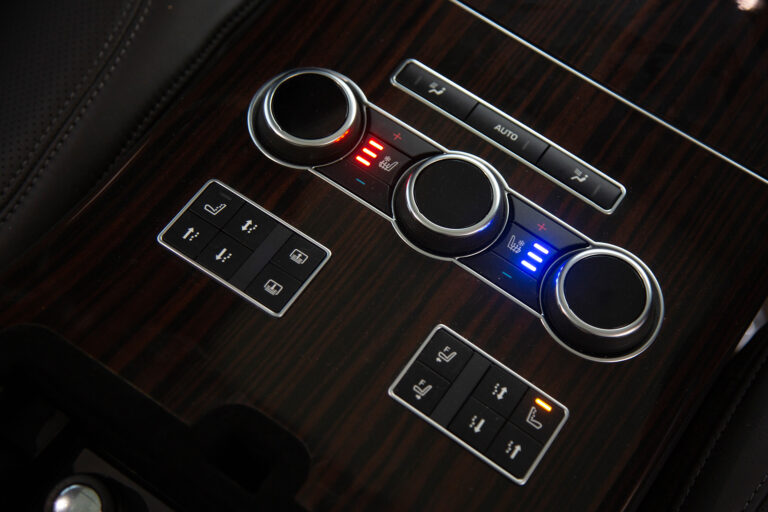 2015 Land Rover Range Rover 3.0 SDV6 Autobiography -12