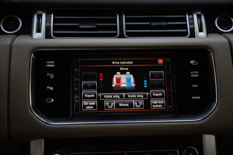 2015 Land Rover Range Rover 3.0 SDV6 Autobiography -23