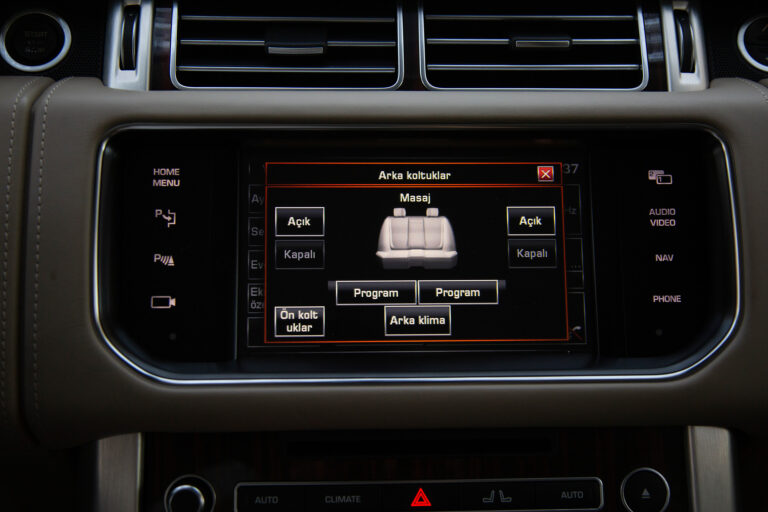 2015 Land Rover Range Rover 3.0 SDV6 Autobiography -24