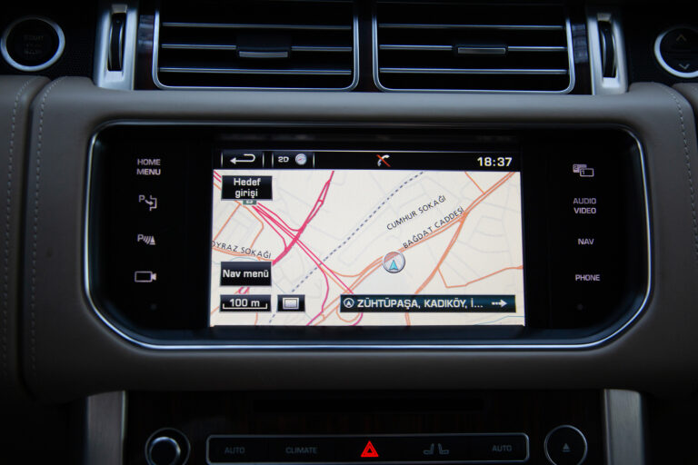 2015 Land Rover Range Rover 3.0 SDV6 Autobiography -25