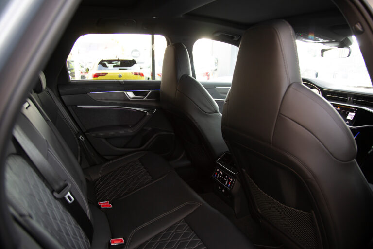 2023 Audi A6 Avant 55TFSIe Quattro Sline -12