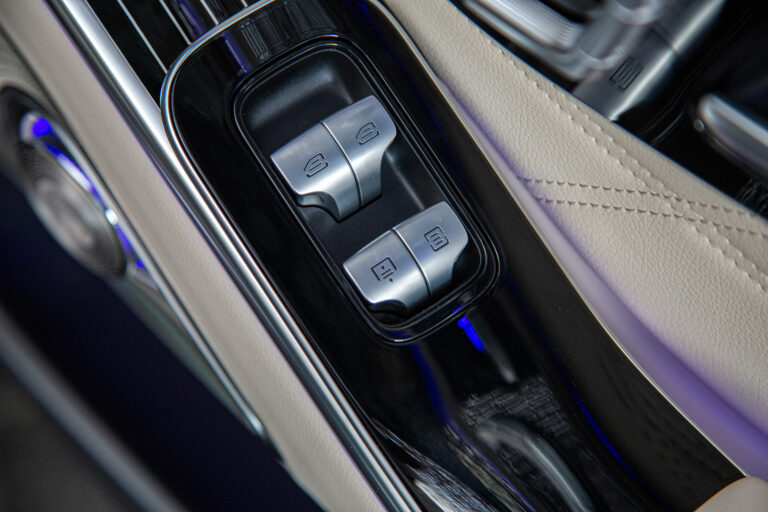 2023 Mercedes-Benz Maybach S580 -24