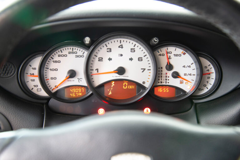 2001 Porsche 911 Carrera -16