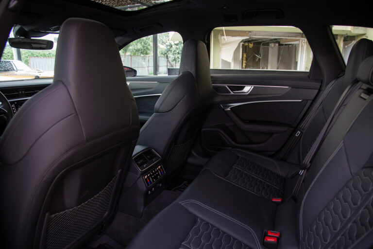 2023 Audi RS6 Performance -10