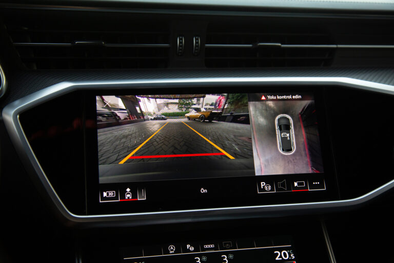 2023 Audi RS6 Performance -25