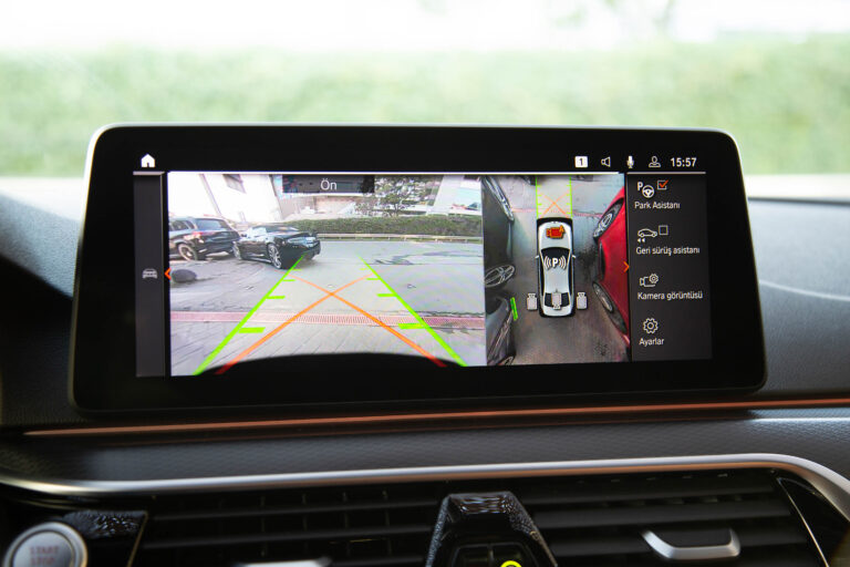 2023 BMW 5.20i MSport -27