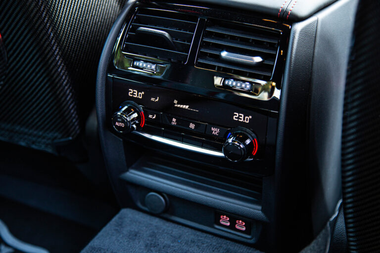 2021 BMW M5 CS xDrive -13