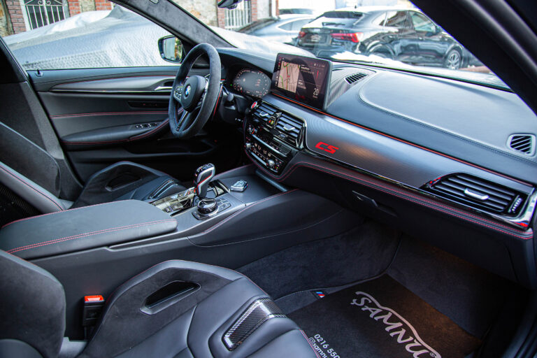 2021 BMW M5 CS xDrive -16
