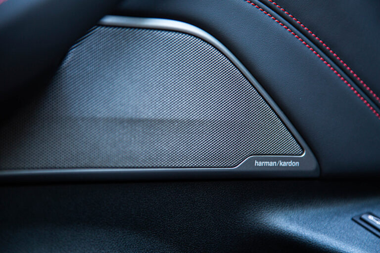 2021 BMW M5 CS xDrive -23