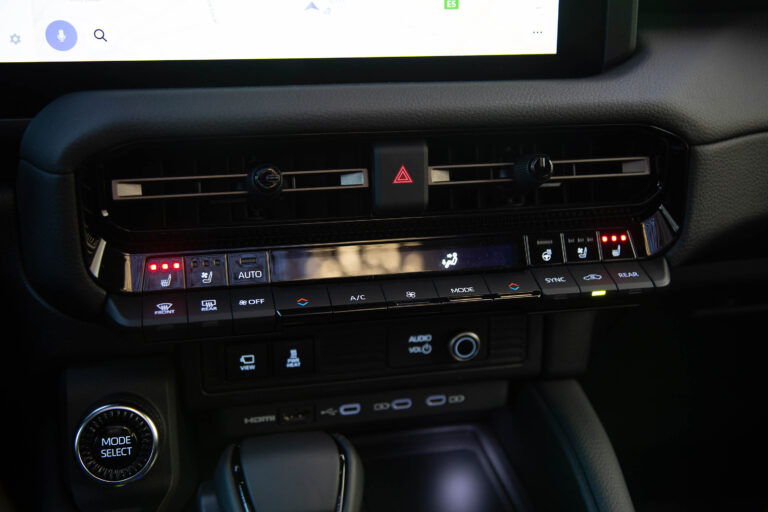 2024 Toyota Land Cruiser Prado -19