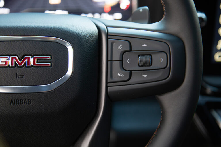 2023 GMC Sierra AT4 -28