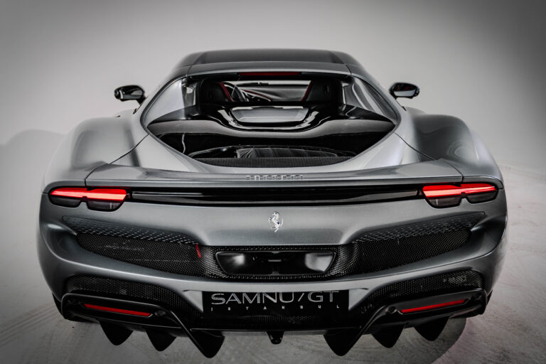 2024 Ferrari 296GTB Gri -1