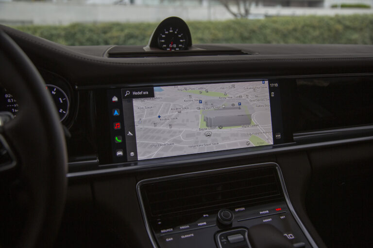 2023 Porsche Panamera 4S