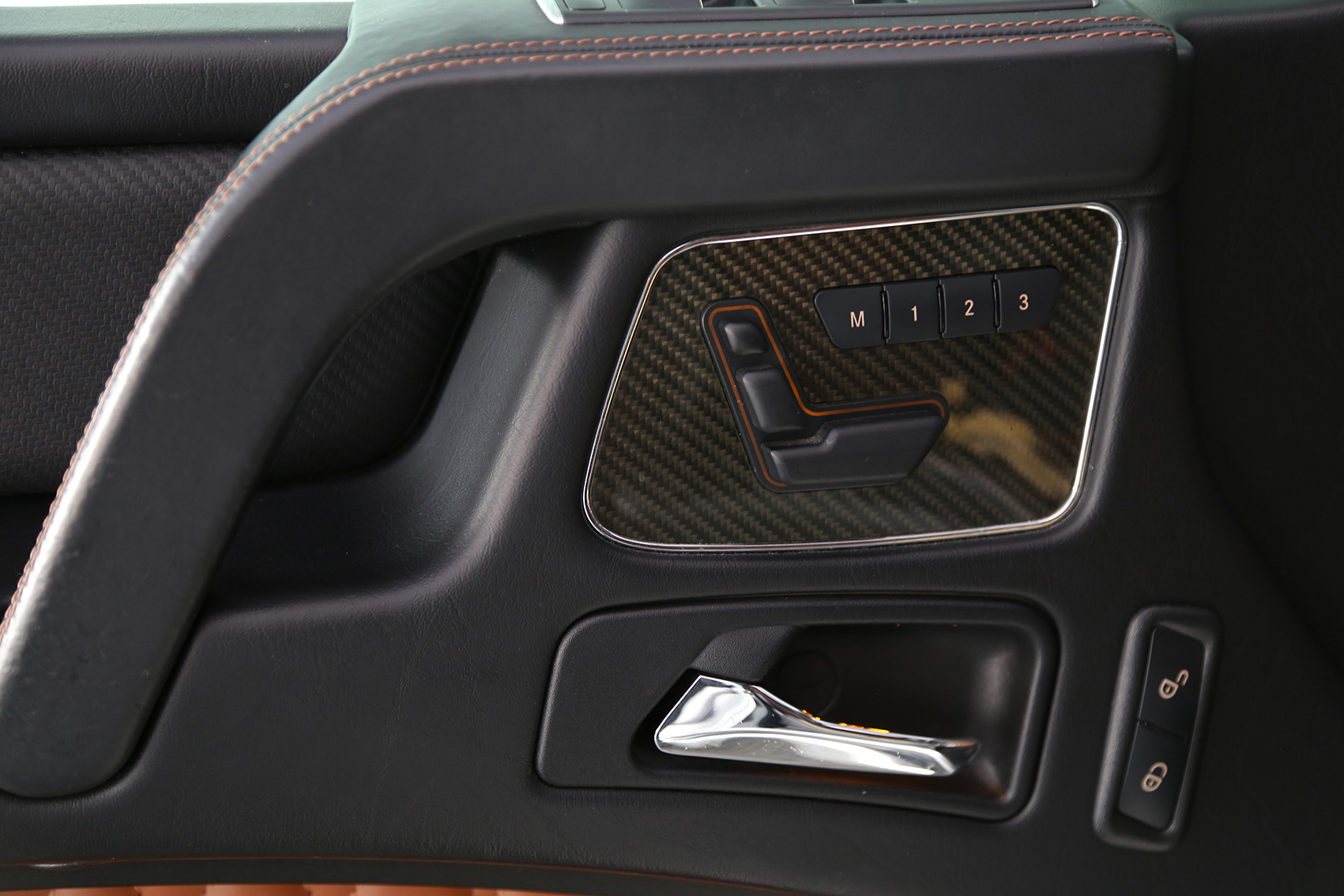 2017 Mercedes-Benz G63 AMG -18