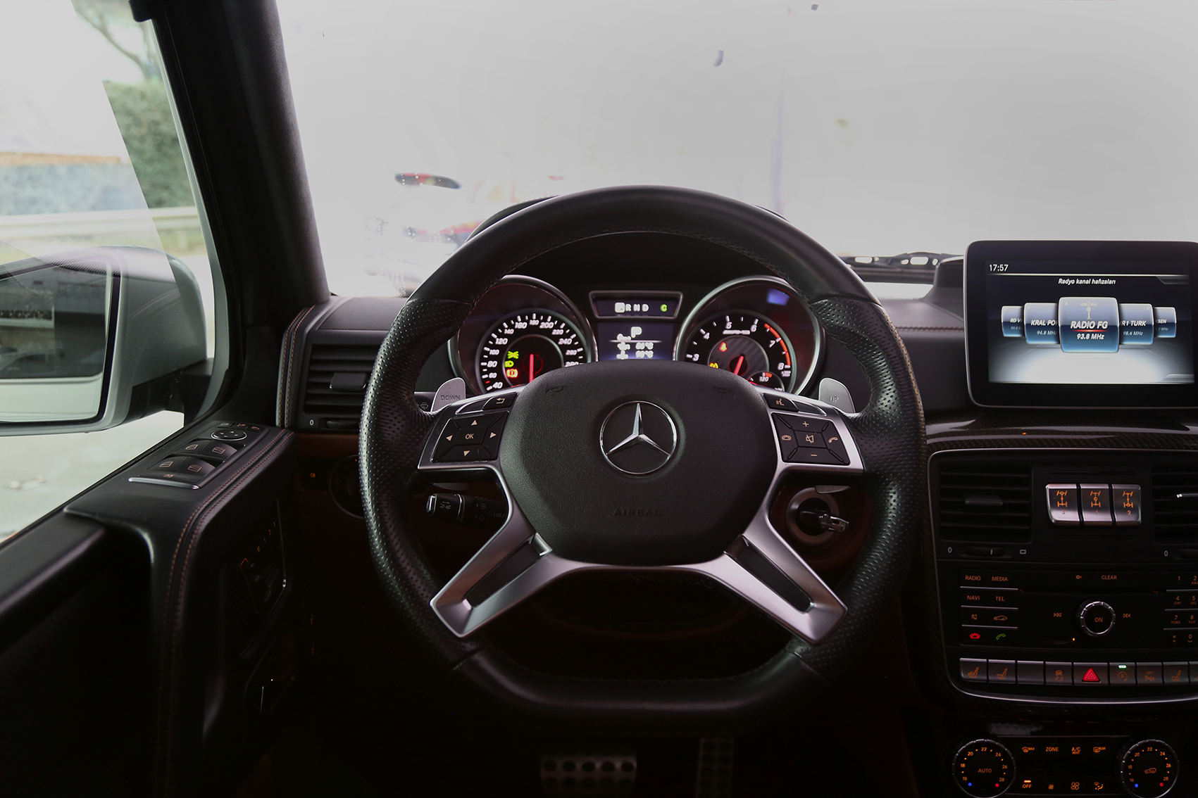 2017 Mercedes-Benz G63 AMG -19