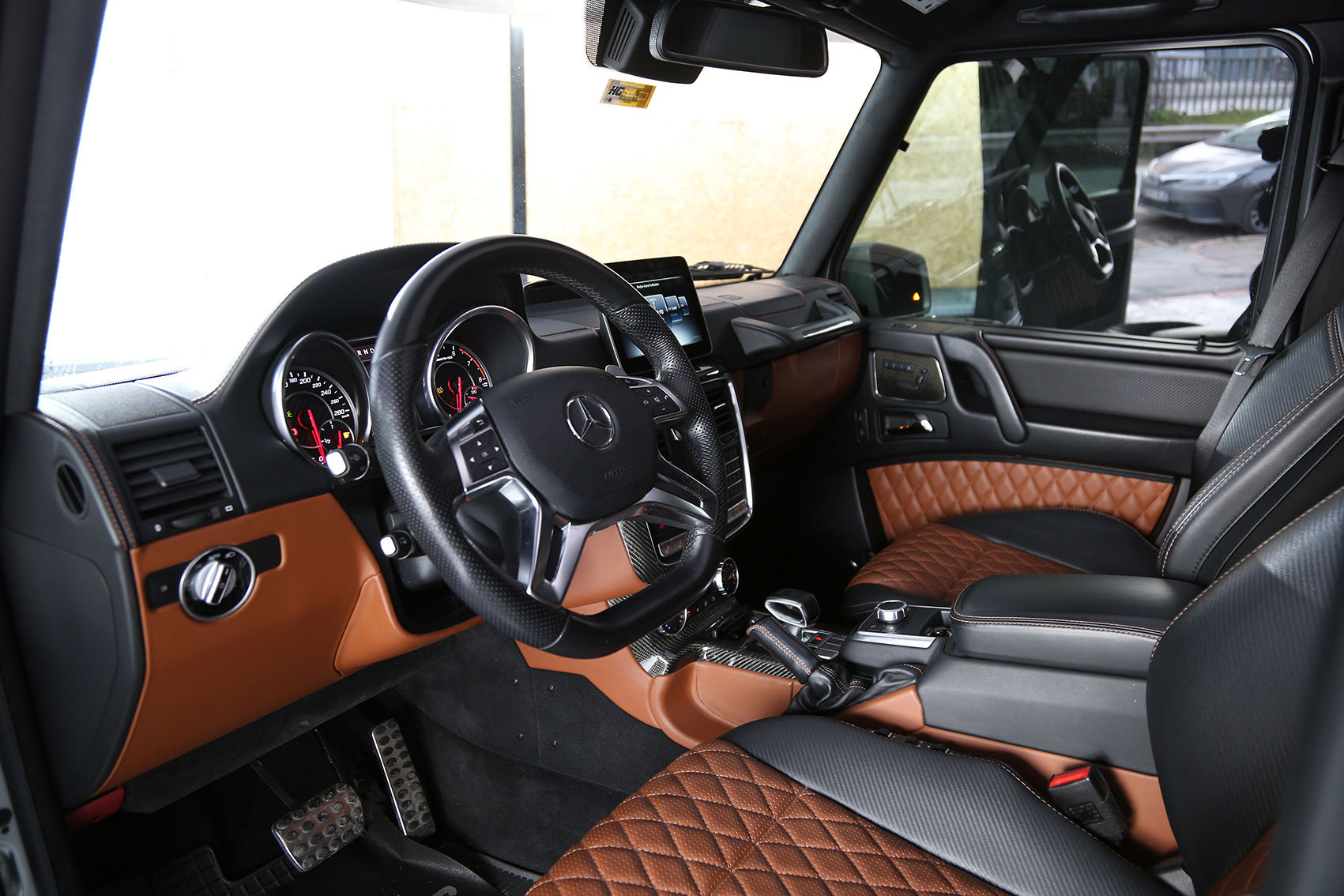 2017 Mercedes-Benz G63 AMG -9