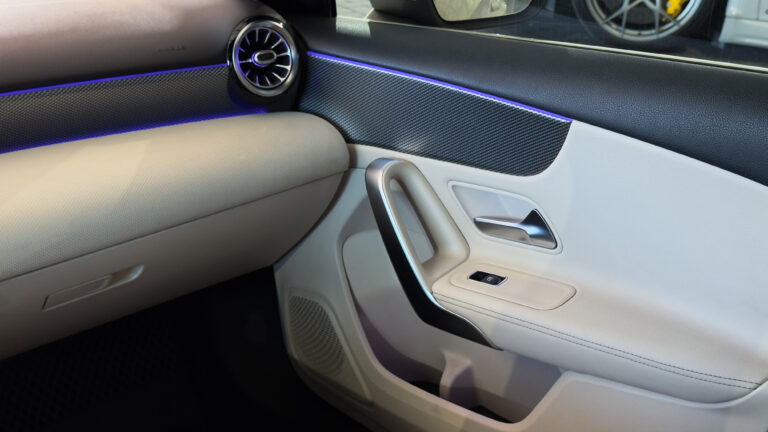 2020 Mercedes A180 Progressive -15